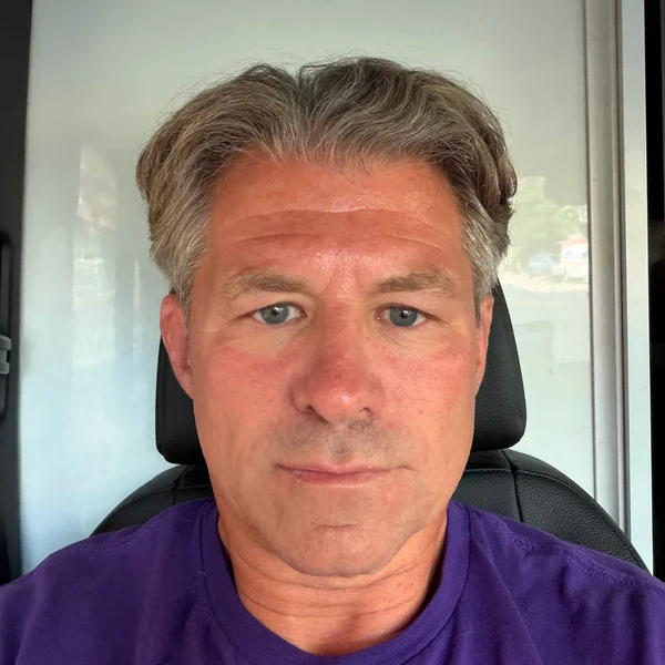 Ray, Groombar Chicago groomer
